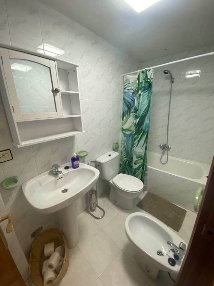 Bathroom at Piso 2, Pisos Baza