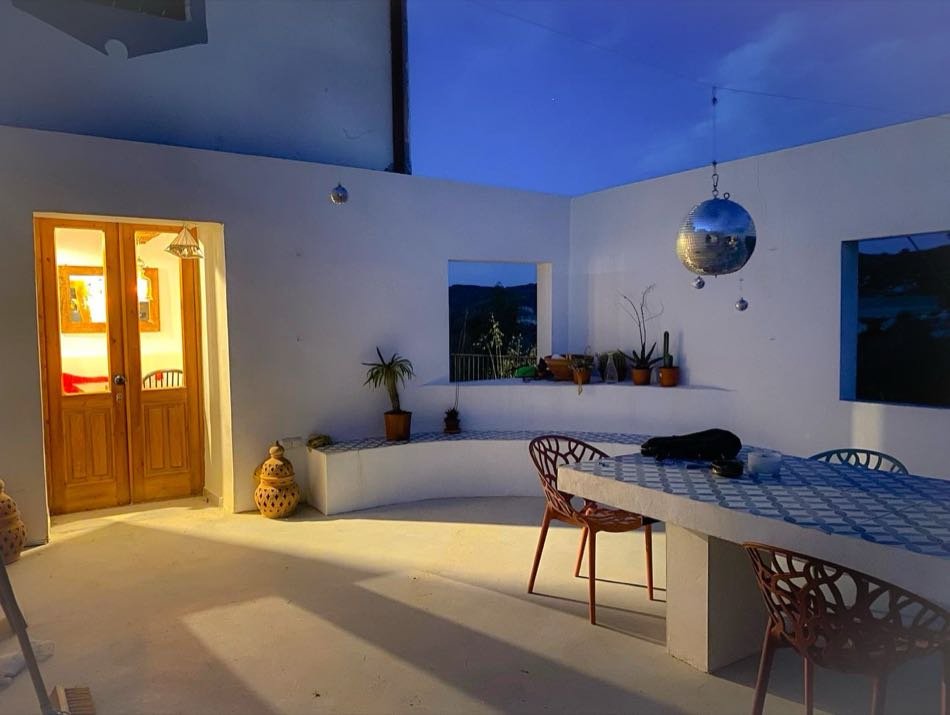 Night sky over the terrace at Cueva Ventica