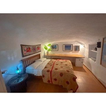 Bedroom at Cueva Ventica