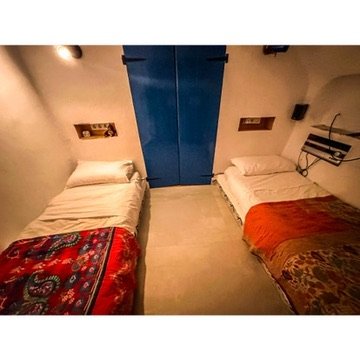 Twin bedroom at Cueva Ventica